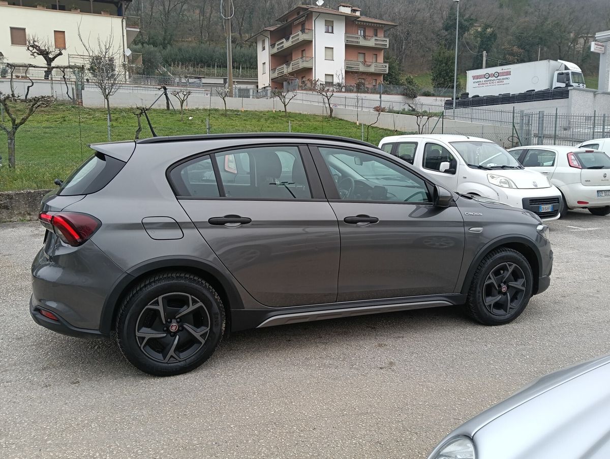 Fiat-Tipo-6