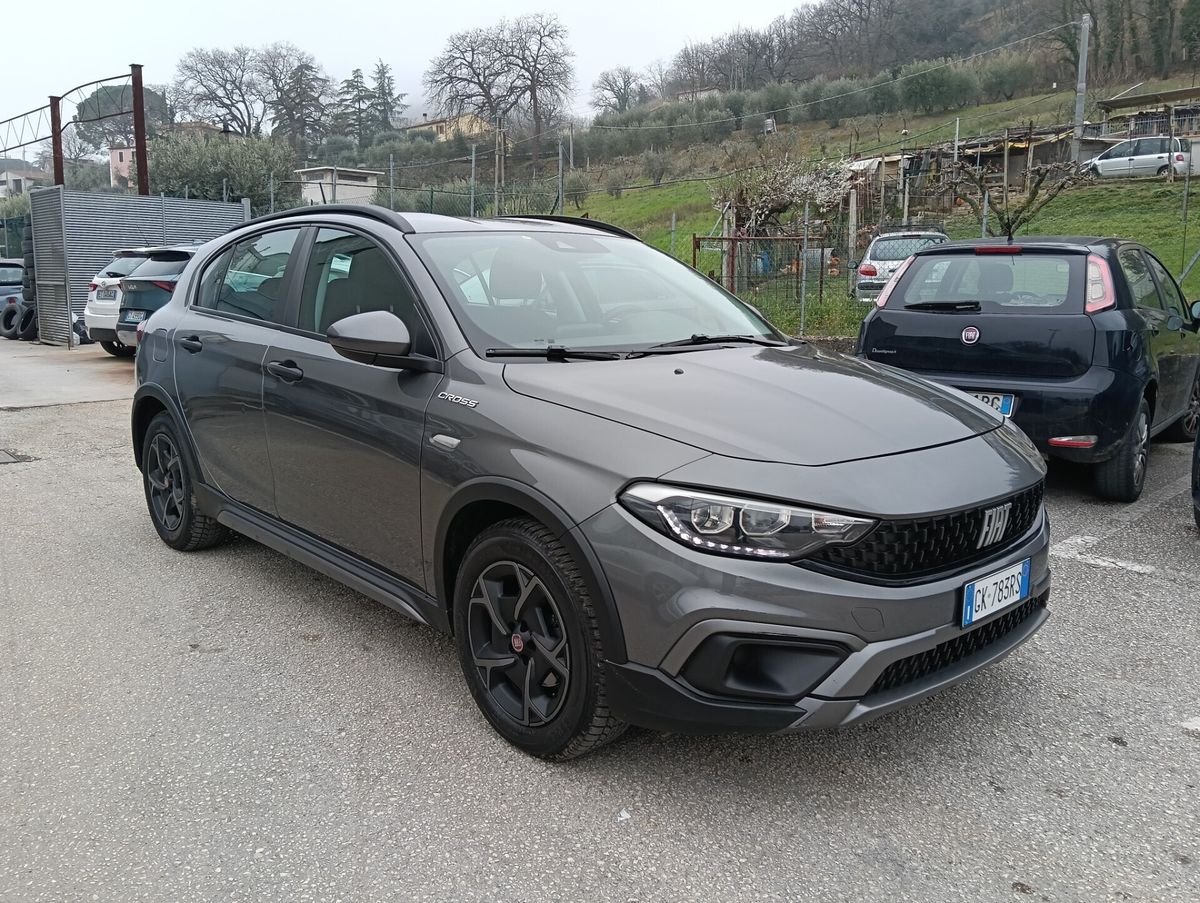 Fiat Tipo 1.3 Mjt S&S 5 porte City Cross Fiat Tipo 1.3 Mjt S&S 5 porte City Cross