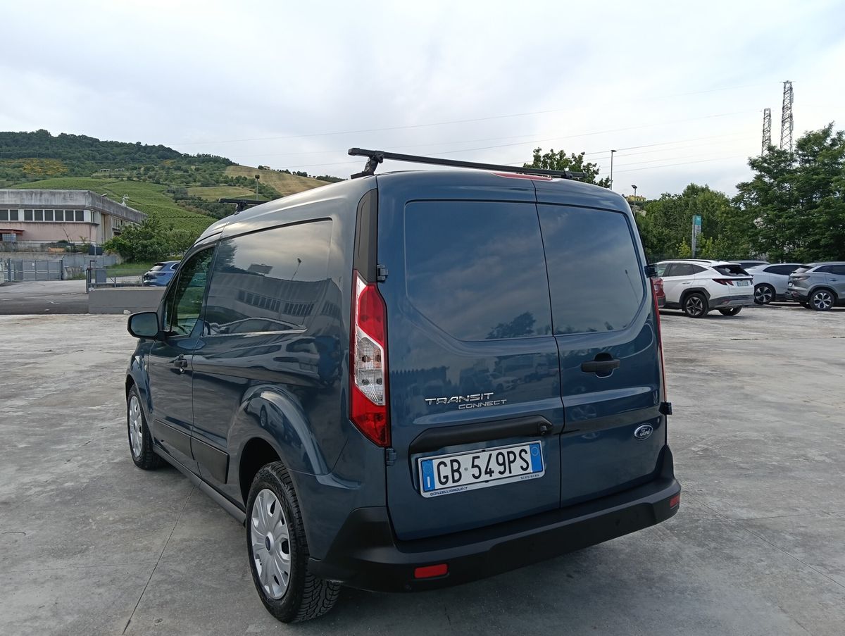 Ford-Transit-Connect-10