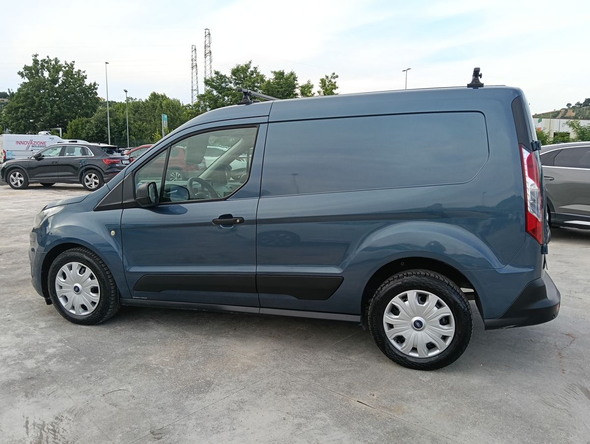 Ford-Transit-Connect-11
