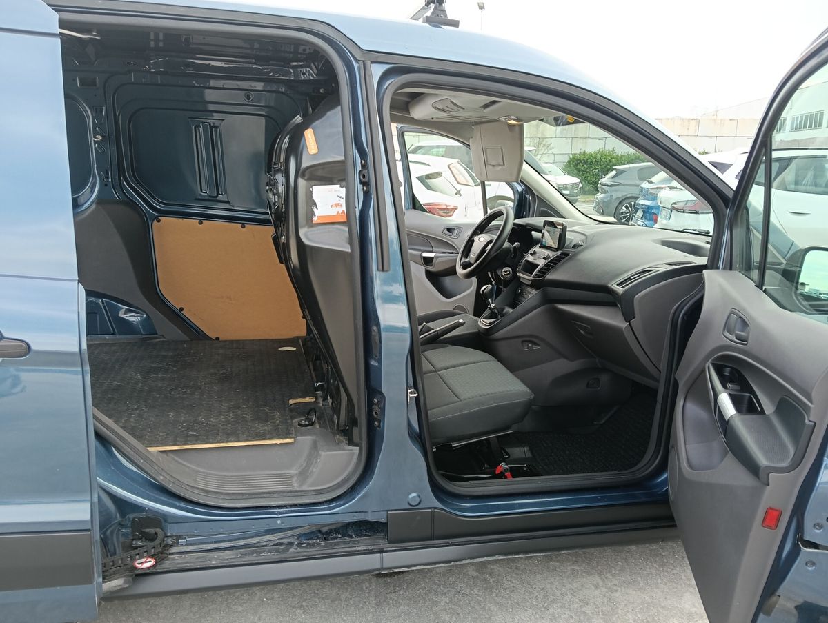 Ford-Transit-Connect-15