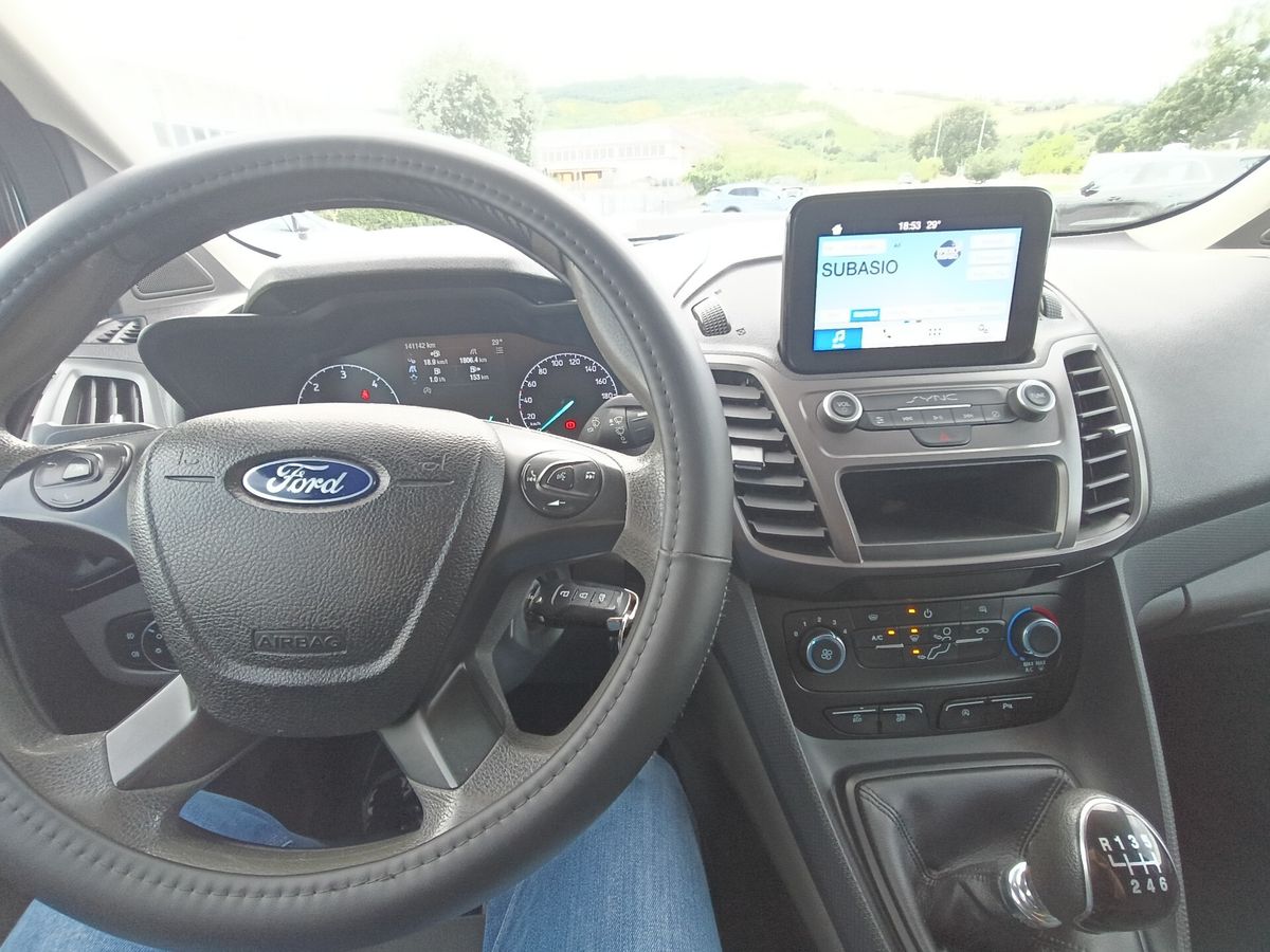 Ford-Transit-Connect-2