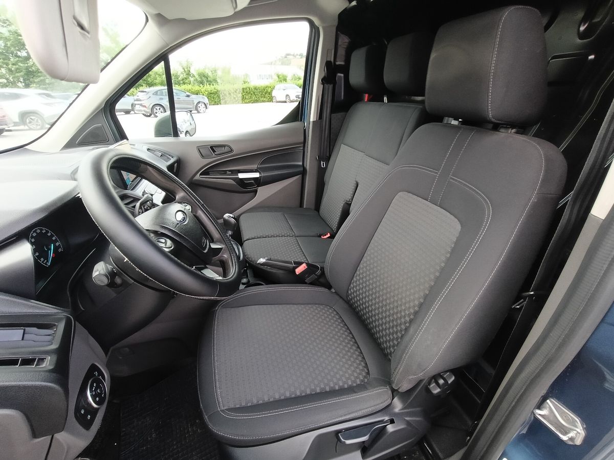 Ford-Transit-Connect-4