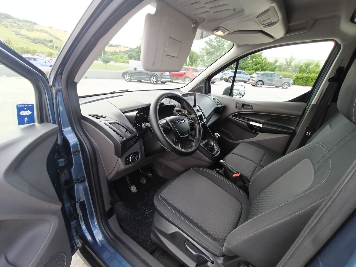 Ford-Transit-Connect-5