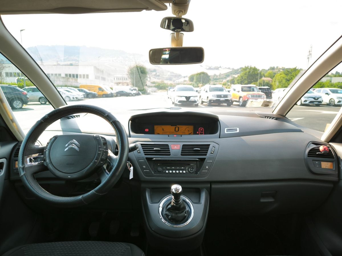 Citroen-C4-10