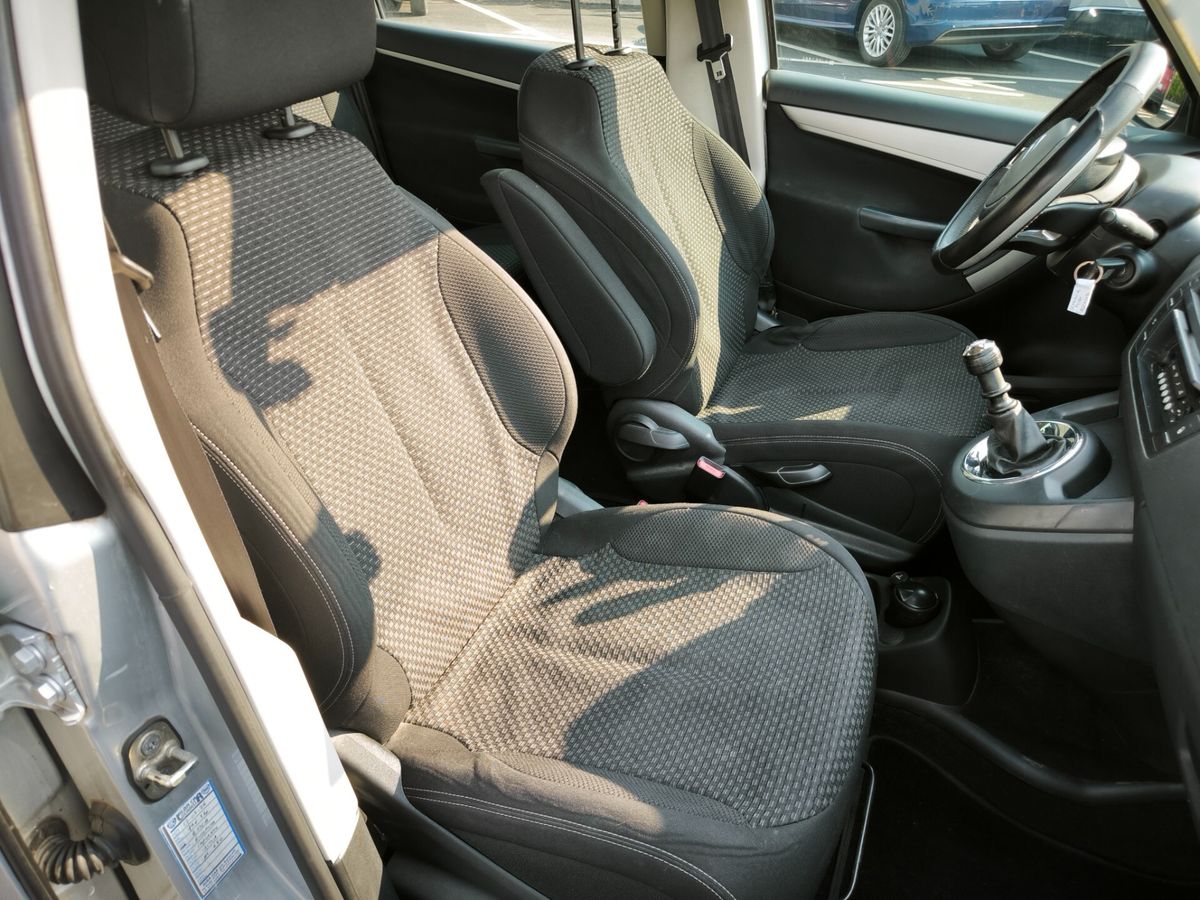 Citroen-C4-11