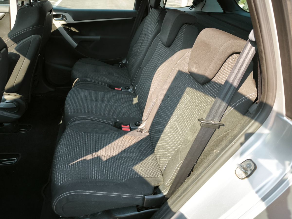 Citroen-C4-8