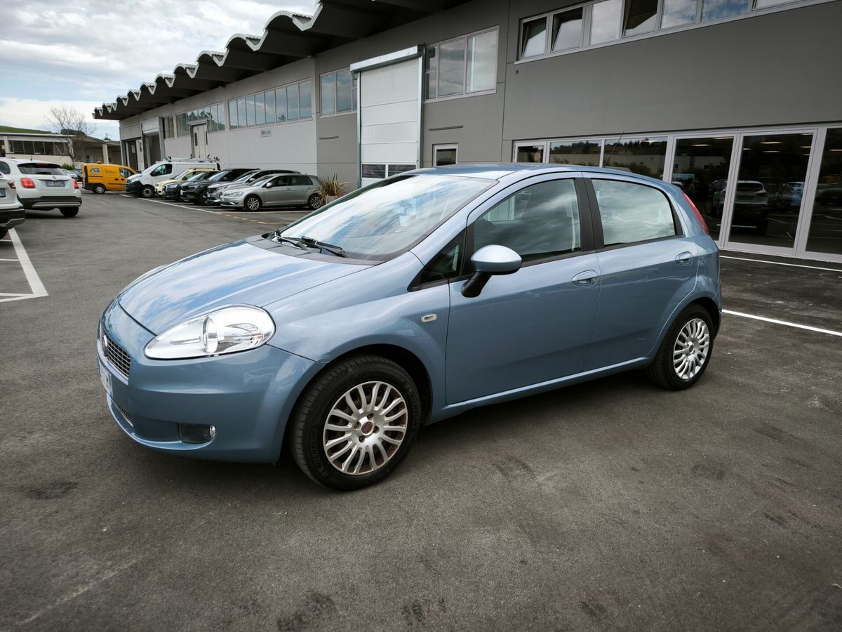 Fiat-Grande-Punto-1
