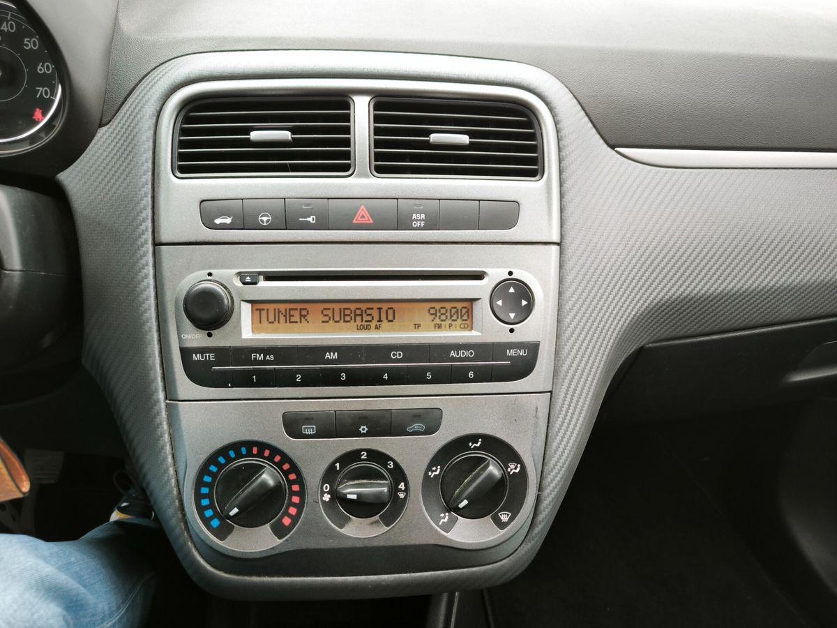 Fiat-Grande-Punto-7
