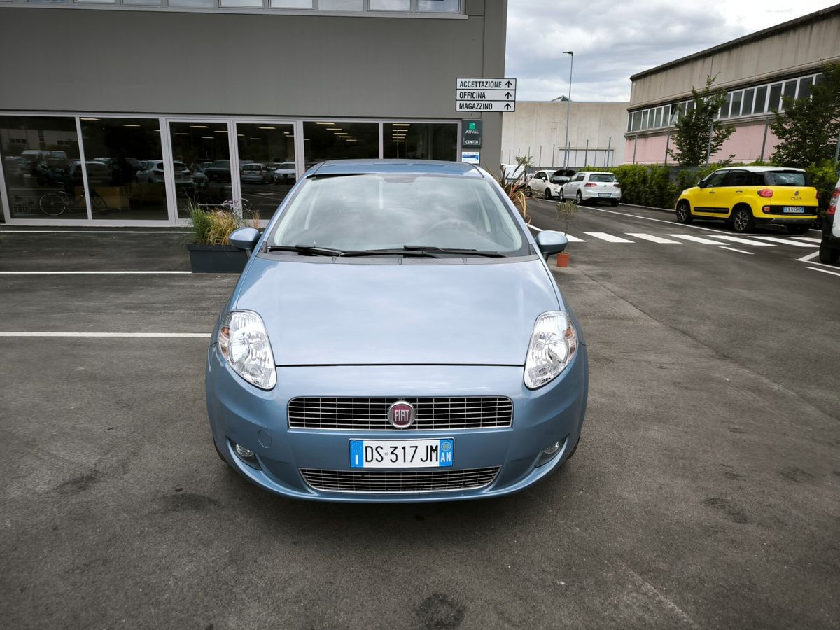 Fiat Grande Punto 1.4 5 porte Dynamic Fiat Grande Punto 1.4 5 porte Dynamic