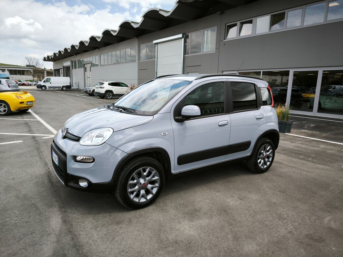 Fiat Panda 0.9 TwinAir Turbo S&S 4x4 Fiat Panda 0.9 TwinAir Turbo S&S 4x4