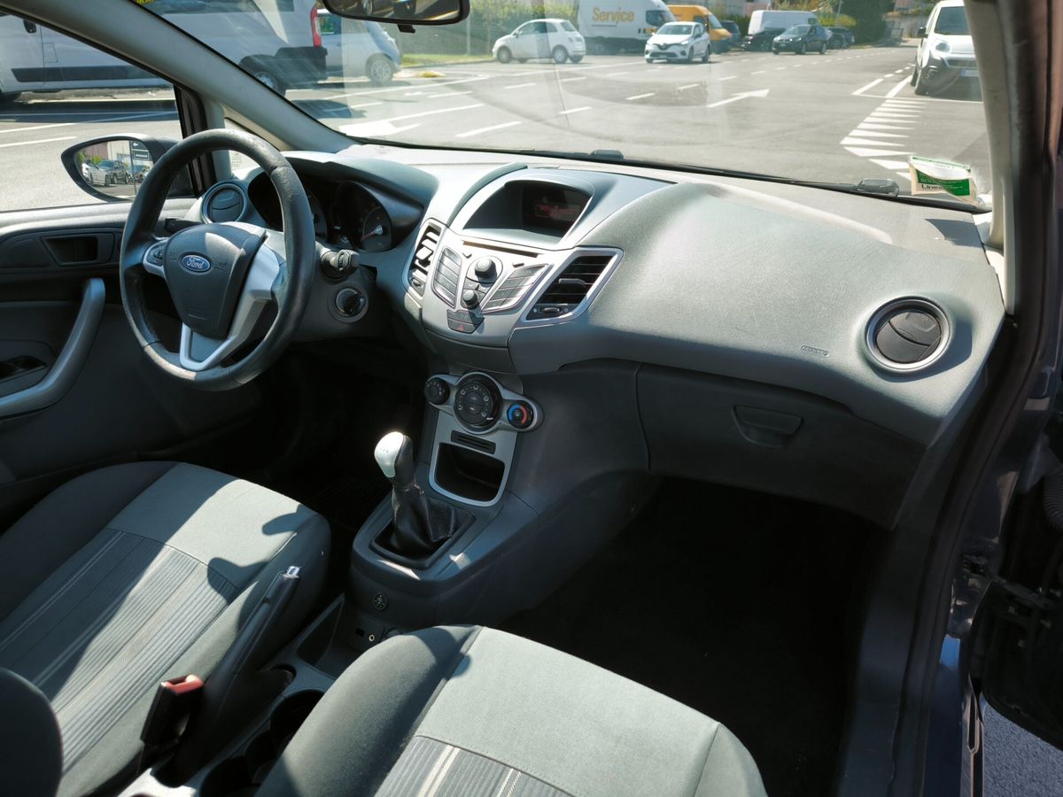 Ford-Fiesta-11