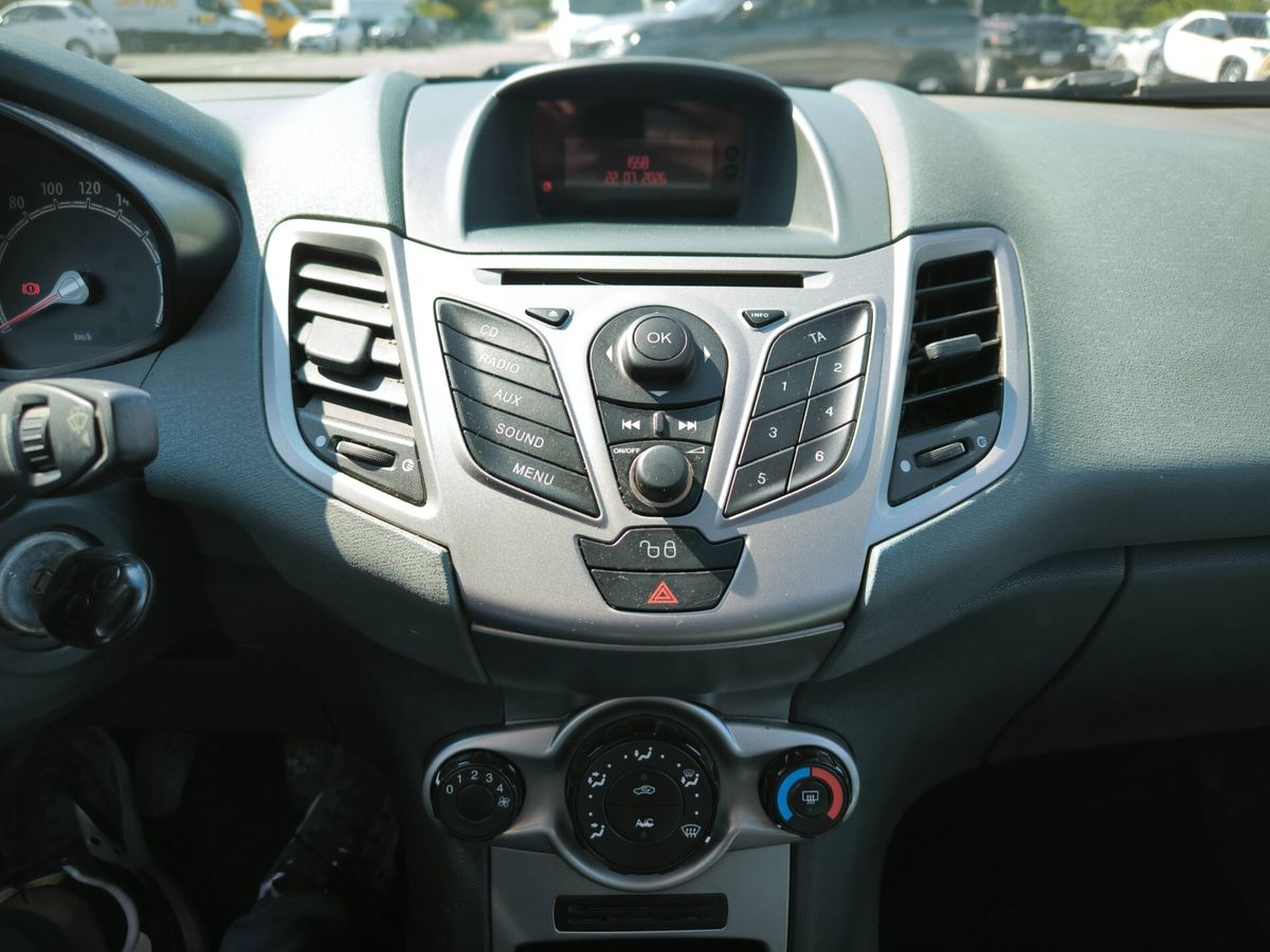 Ford-Fiesta-8