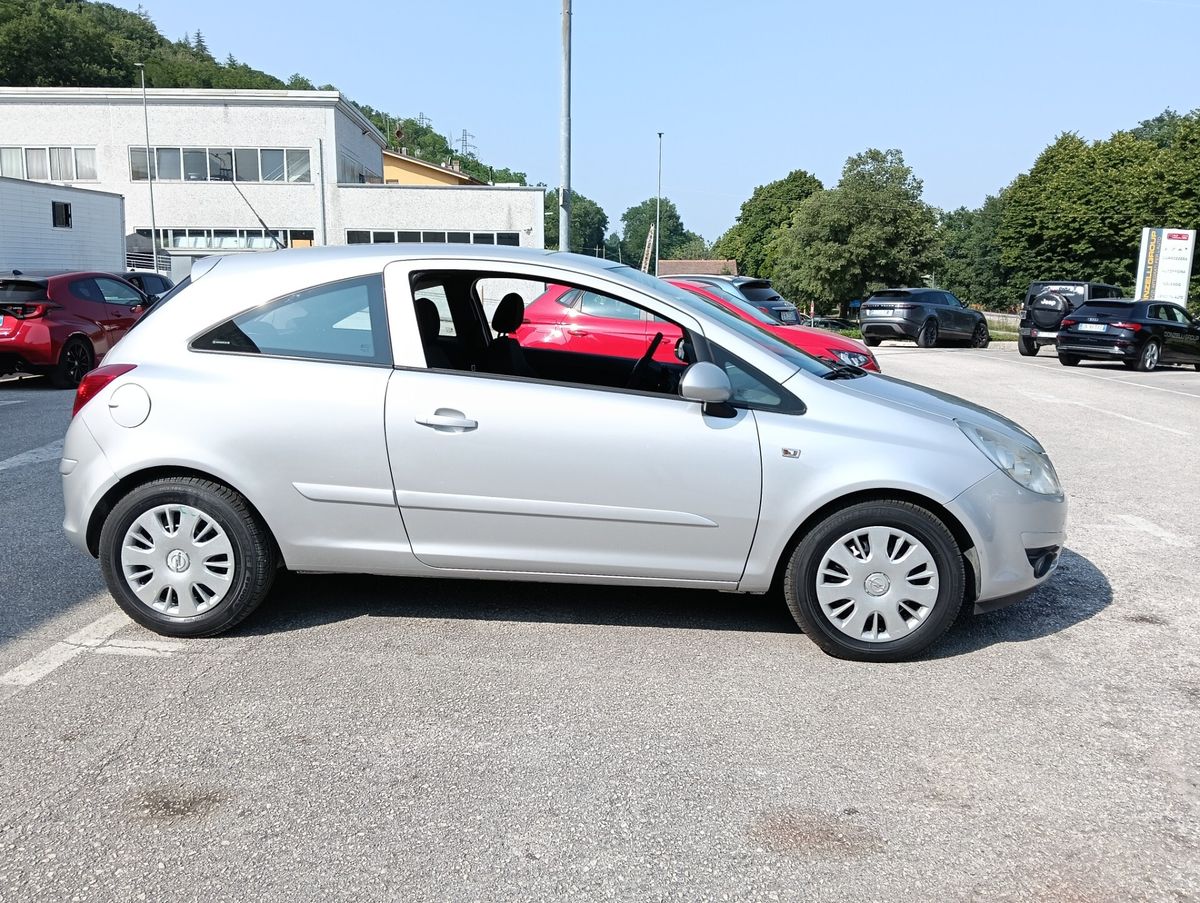 Opel-Corsa-3