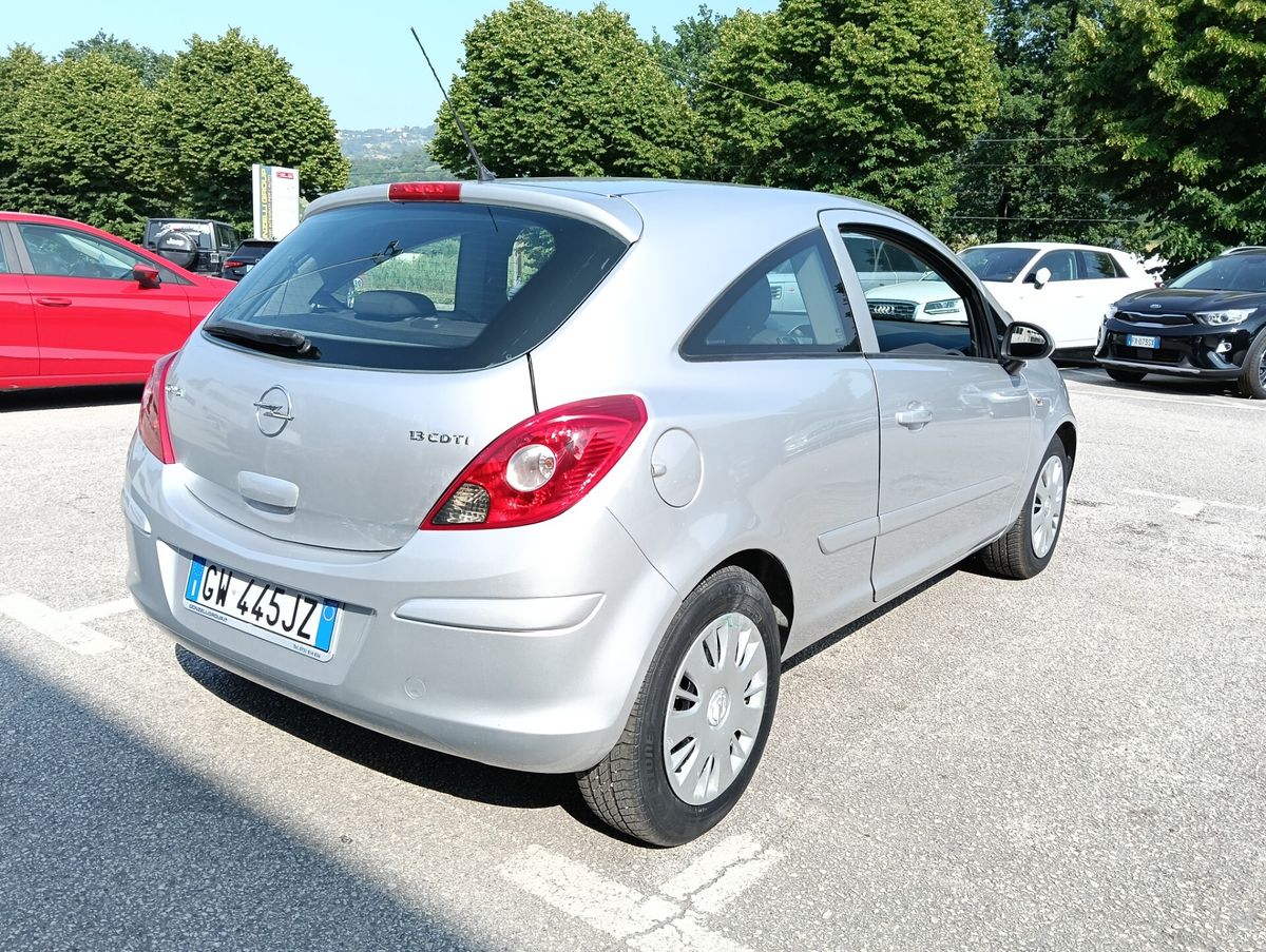 Opel-Corsa-4