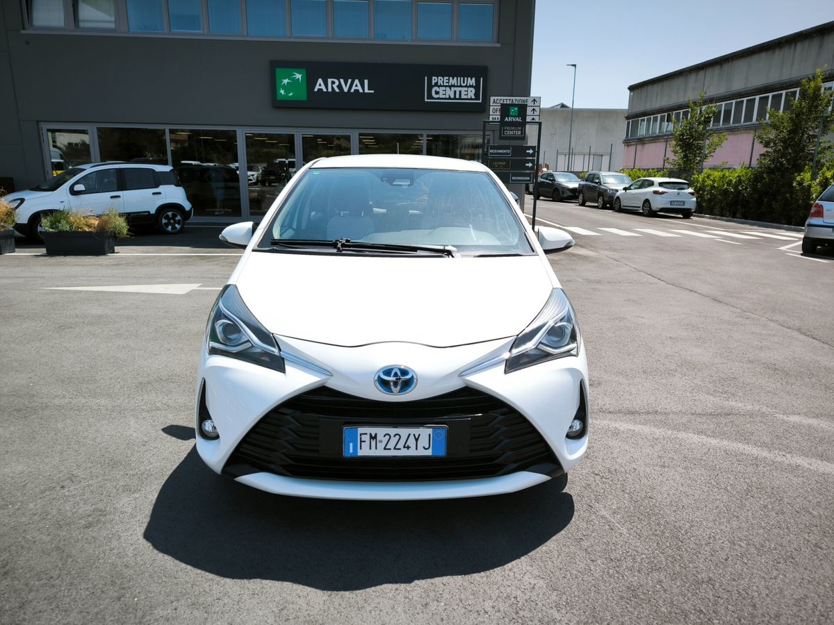 Toyota-Yaris-1