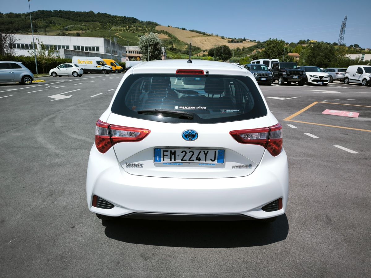 Toyota-Yaris-4