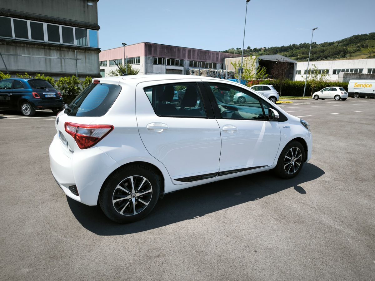 Toyota-Yaris-5