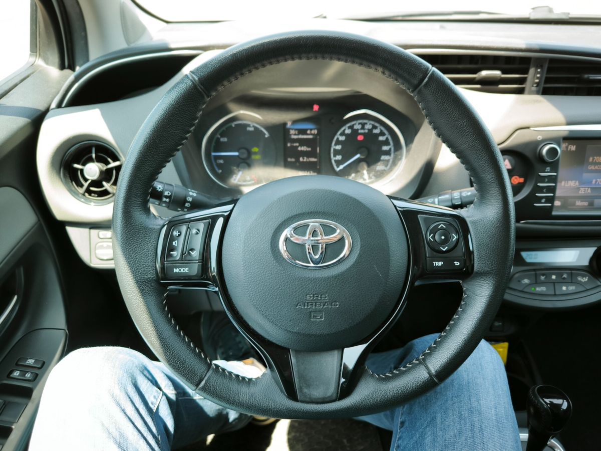 Toyota-Yaris-7