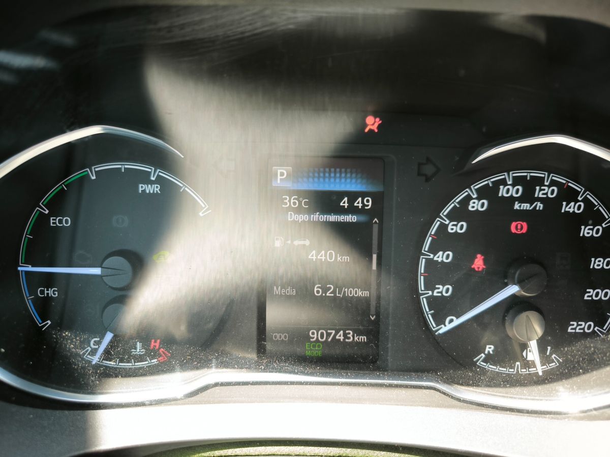 Toyota-Yaris-8