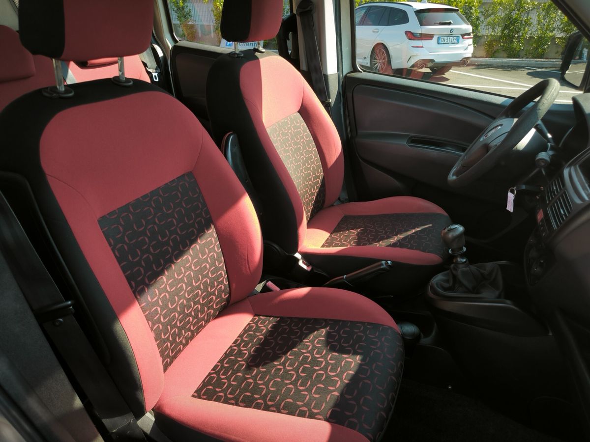 Fiat-Doblo-12