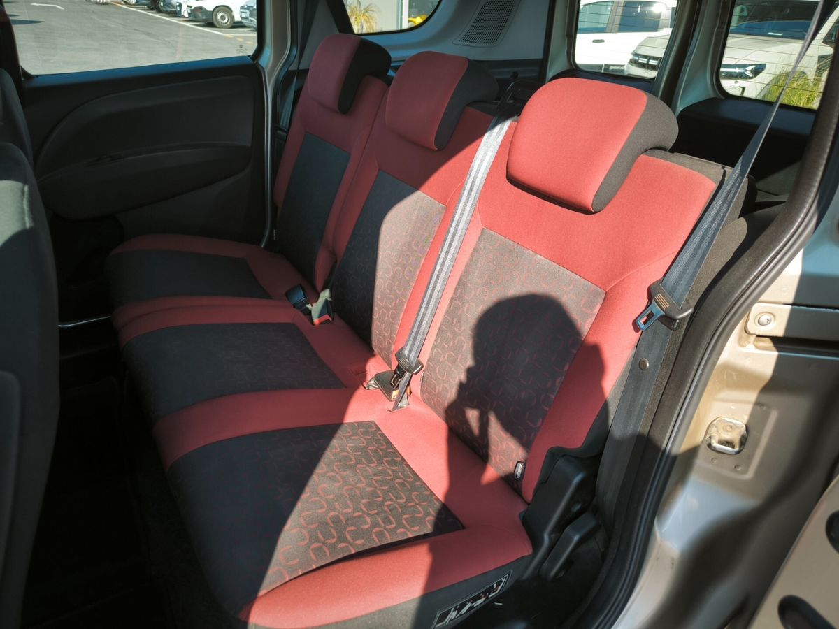 Fiat-Doblo-8