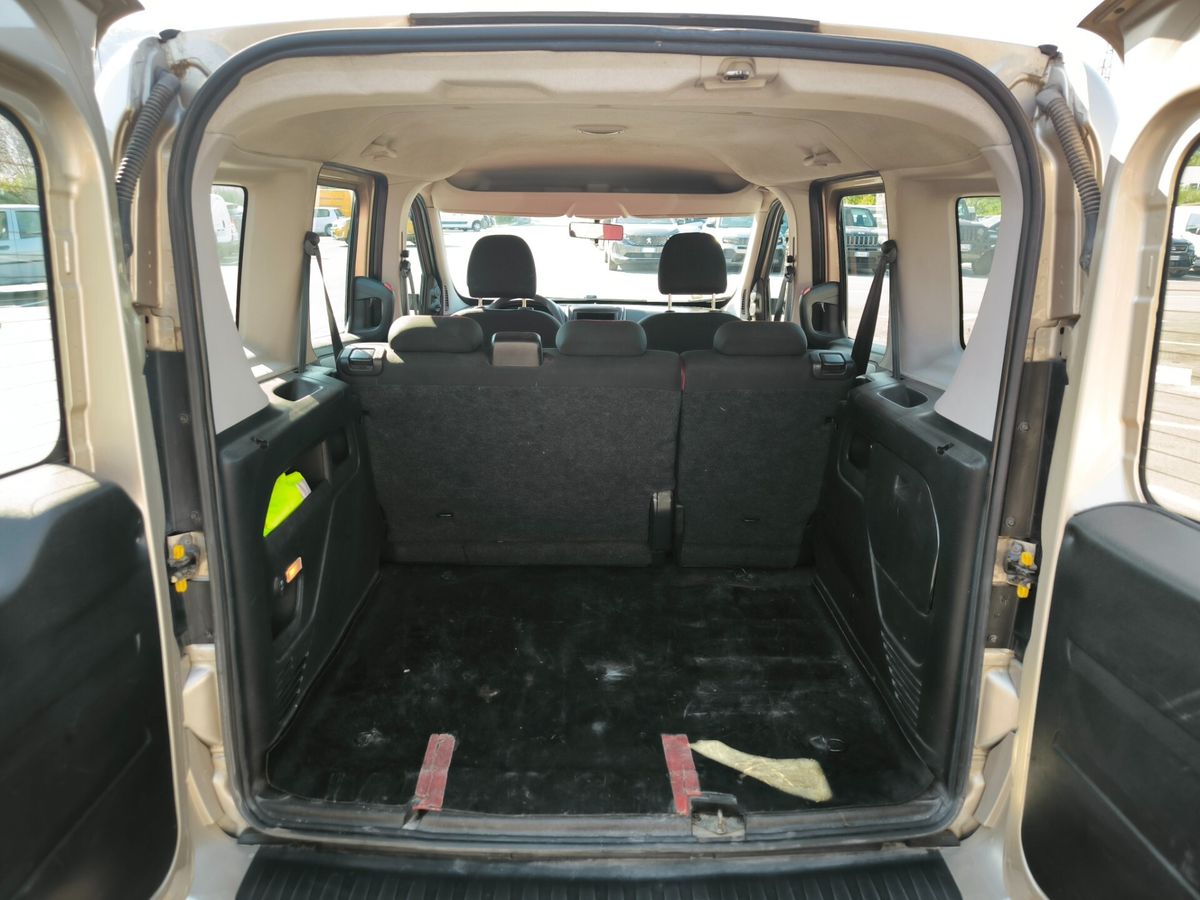 Fiat-Doblo-9