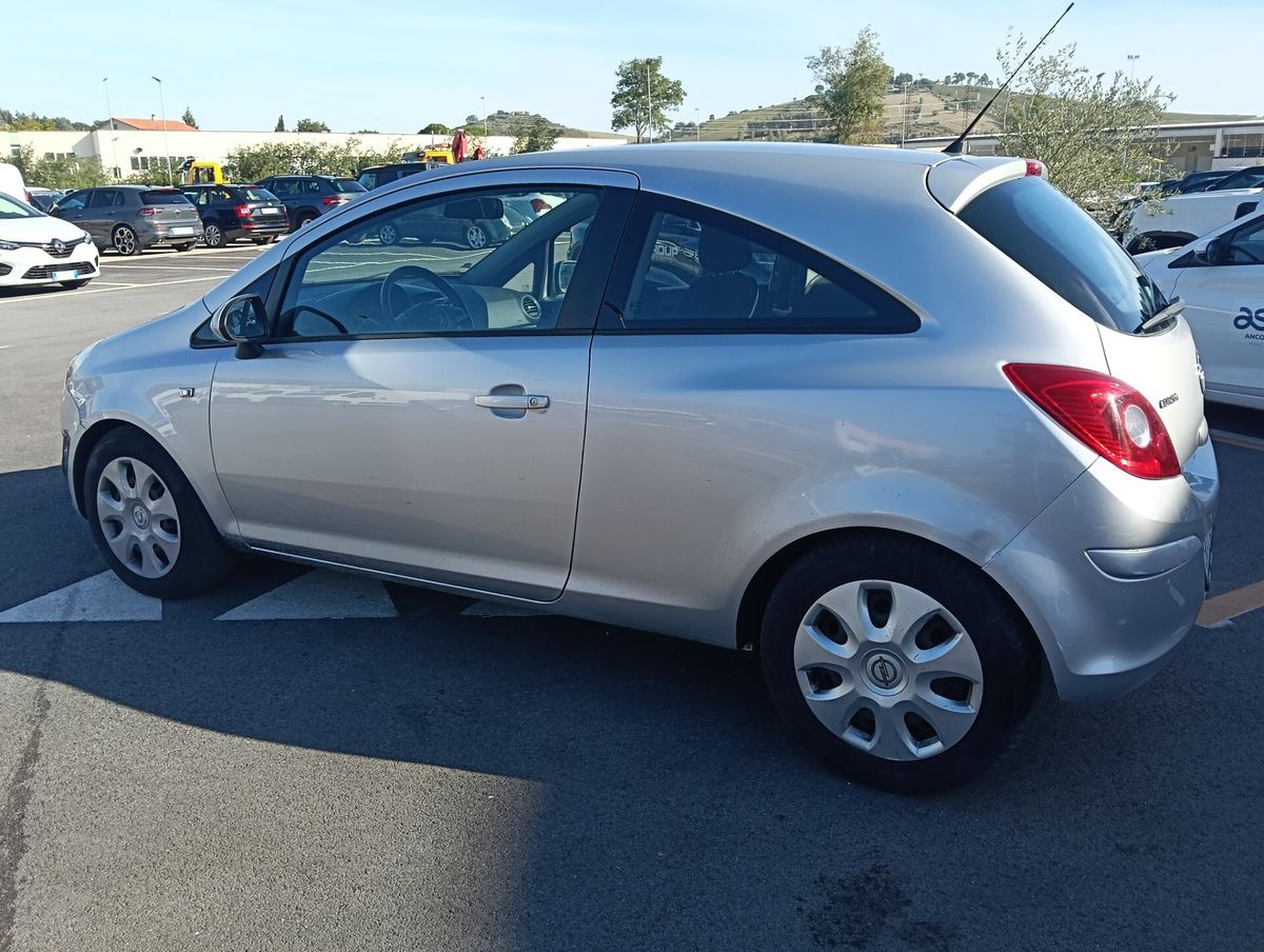 Opel-Corsa-7